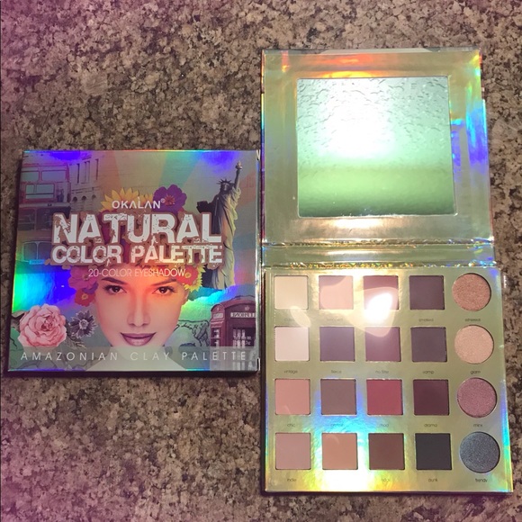 Makeup - Picture 2 of 3